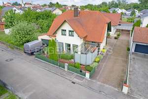 Vermietetes Einfamilienhaus mit Charme sucht neuen Besitzer – Die vollständige Adresse der Immobilie erhältst du vom Anbieter., 85088 Vohburg an der Donau – Vorschaubild 1