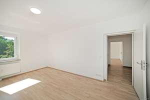 Gemütlicher Altbau direkt am Park. Helle 3-Zi-Whg mit großer Wohnküche & Balkon zum ruhigen Innenhof – Die vollständige Adresse der Immobilie erhältst du vom Anbieter., 80993 Alt-Moosach, München – Vorschaubild 11