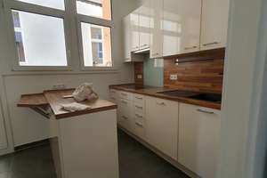 S-West - Neu renoviert! Große 3-Zimmer-WHG mit EBK u. kleinem Balkon 2.OG – Reinsburgstr. 150, 70197 Rotebühl, Stuttgart – Vorschaubild 9