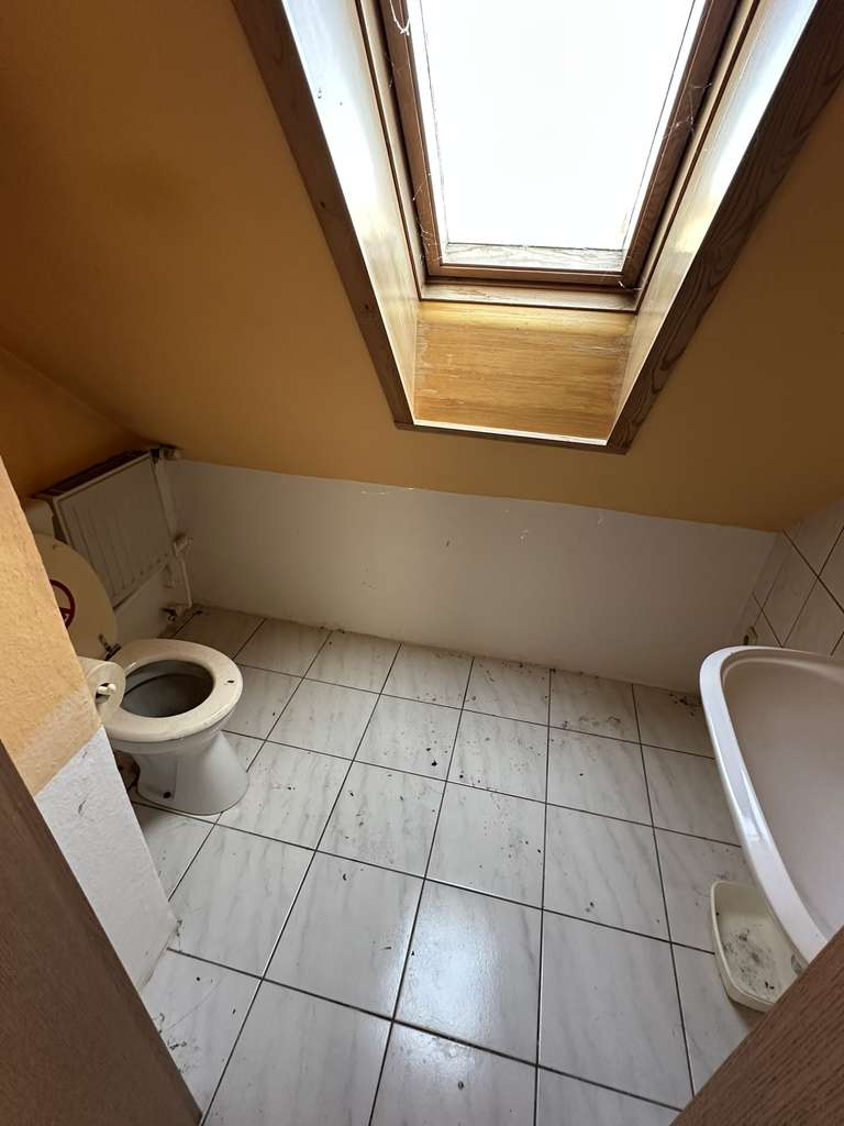 Immobilie in Lübz - Charmante 2-Zimmer-Dachgeschosswohnung in Lübz – Kapitalanlage oder Eigenheim - Bild 3