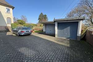 Attraktives Dreifamilienhaus mit großem Grundstück + 2 Garagen in bester Lage der Soling – Die vollständige Adresse der Immobilie erhältst du vom Anbieter., 42659 Burg/Höhscheid, Solingen – Vorschaubild 2
