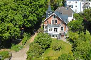 Rarität am Süllberg: Einfamilienhaus mit herrlichem Garten und Elbblick – Hamburg – Vorschaubild 1