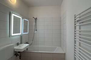 2-Raum-Wohnung mit Einbauküche, Balkon & TV-Geschenk – Wolgograder Allee 70, 9123 Hutholz, Chemnitz – Vorschaubild 7