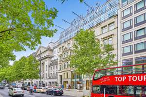 ELEGANTE ALTBAUWOHNUNG MIT 4,10 M 
DECKENHÖHE NAHE KU'DAMM – Die vollständige Adresse der Immobilie erhältst du vom Anbieter., 10789 Charlottenburg, Berlin – Vorschaubild 7