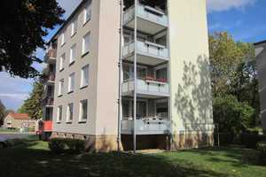 Stilvolle 3-Raum-Wohnung mit gehobener Ausstattung mit Balkon und Stellplatz in Salzgitter – Salzgitter – Vorschaubild 10