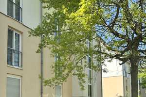 Helle, schöne 2-Zimmer-Wohnung mit EBK, TG und Balkon – Hansapark 28, 39112 Magdeburg – Vorschaubild 1