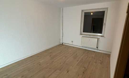 Renovierte 2-Zimmer-Erdgeschosswohnung