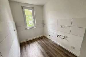 Hochwertiger Wohnkomfort auf 3 Räumen | Balkon + EBK auf Wunsch – Eckersbacher Höhe 40, 8066 Eckersbacher Höhe (E1-E4), Zwickau – Vorschaubild 5