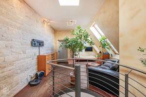 Wunderschöne DG-Maisonette mit Terrasse und Aufzug direkt in die Wohnung in Toplage Prenzlauer Berg – Die vollständige Adresse der Immobilie erhältst du vom Anbieter., 10405 Prenzlauer Berg, Berlin – Vorschaubild 4