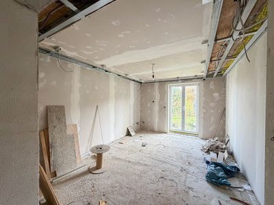 Entkerntes Einfamilienhaus mit Einliegerwohnung in Coburg!