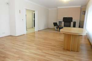 Ideal für kleine Handwerksbetriebe! Werkstatt mit Rolltor und Garagen + vermietetes XXL-Wohnhaus auf – Die vollständige Adresse der Immobilie erhältst du vom Anbieter., 26919 Brake (Unterweser) – Vorschaubild 16