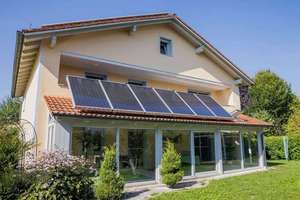 Großzügiges Einfamilienhaus mit Wellnessbereich, in ruhiger Lage, 5 Minuten von BMW in Dingolfing – Die vollständige Adresse der Immobilie erhältst du vom Anbieter., 84130 Dingolfing – Vorschaubild 17
