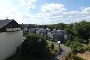 Moderne 4-Zimmer-Penthouse-Wohnung mit Einbauküche, Aufzug und großer Dachterrasse – 51381 Lützenkirchen, Leverkusen – Vorschaubild 10
