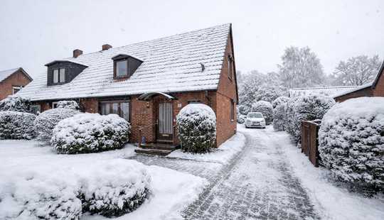 Bild von DHH mit großem Garten in der Lohkampsiedlung!