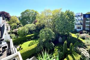 Winterhude - Alster, Endetage in einer Stadtvilla, großer Balkon mit Sonnen und Gartenblick! – Die vollständige Adresse der Immobilie erhältst du vom Anbieter., 22301 Winterhude, Hamburg – Vorschaubild 3