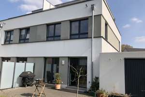 Modernes, geräumiges Haus mit vier Zimmern in Duisburg, Dellviertel – Die vollständige Adresse der Immobilie erhältst du vom Anbieter., 47053 Dellviertel, Duisburg – Vorschaubild 2