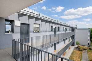 Koffer auspacken & direkt einziehen – stilvolle 2,5-Zimmer-Wohnung mit Wintergarten in Berg am Laim – Die vollständige Adresse der Immobilie erhältst du vom Anbieter., 81673 Josephsburg, München – Vorschaubild 8