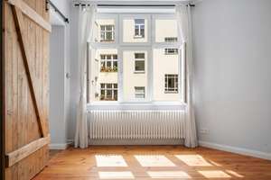 STILSICHER AUSGESTATTES APPARTMENT AUF DER ROTEN INSEL IN BERLIN-SCHÖNEBERG – Die vollständige Adresse der Immobilie erhältst du vom Anbieter., 10829 Schöneberg, Berlin – Vorschaubild 7
