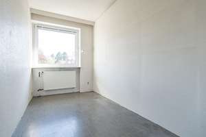 Endreihenhaus mit zwei Vollgeschossen, Vollkeller und großem Grundstück – Die vollständige Adresse der Immobilie erhältst du vom Anbieter., 22457 Schnelsen, Hamburg – Vorschaubild 21
