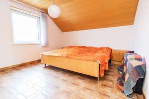 Tolles und Großes Wohnhaus - mit PV-Anlage und großem Wintergarten!  – Die vollständige Adresse der Immobilie erhältst du vom Anbieter., 86510 Ried – Vorschaubild 9