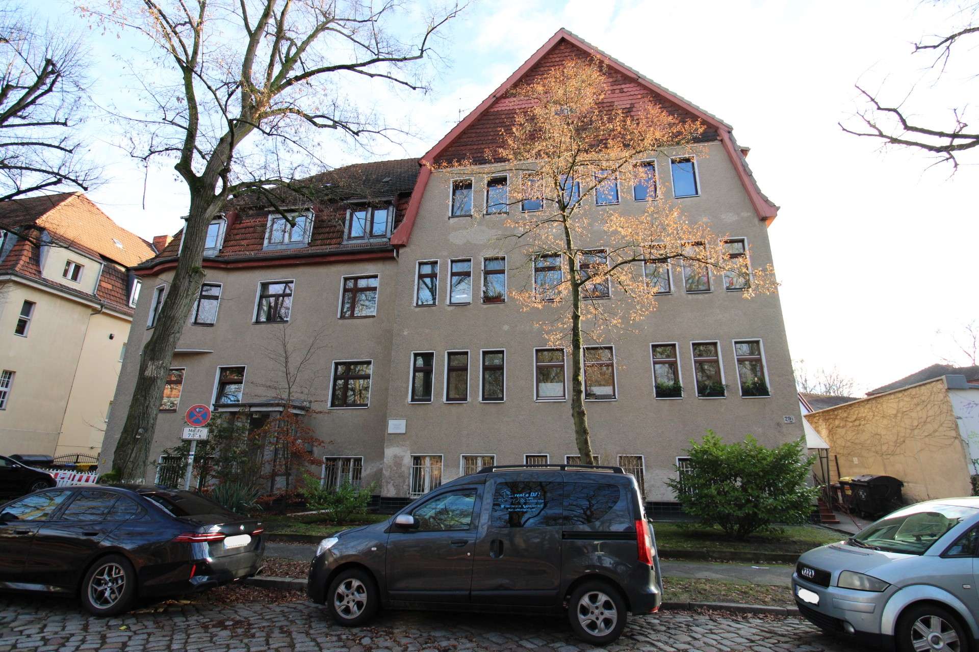 Charmantes Altbau-Mehrfamilienhaus mit 19 Wohneinheiten – BESTLAGE, großes Entwicklungspotential!, Berlin – Bild 3