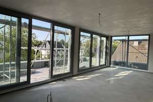 RHEINZAUBER Beuel!!
Traumhafte Penthouse-Wohnung
Ideal für Best-Ager!
Nur 150 m vom Rhein entfern – Die vollständige Adresse der Immobilie erhältst du vom Anbieter., 53225 Beuel-Mitte, Bonn – Vorschaubild 4