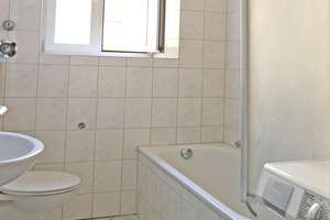 Top renovierte Zimmer inkl. neuer EBK und Möbel! Gemeinschaftsbad/WC zur Mitbenutzung! – Kazmairstr. 24, 80339 Schwanthalerhöhe (Ortsteil), München – Vorschaubild 8