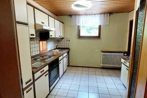 SCHÖNE LAGE AM WALDRAND - Freistehendes 1-2 Fam. Haus mit 2 Garagen in Thaleischweiler-Fröschen – Südwestpfalz (Kreis) – Vorschaubild 22