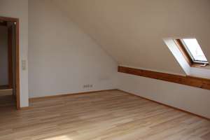 Schönes Holzhaus mit großem Garten in Biberach an der Riß – Die vollständige Adresse der Immobilie erhältst du vom Anbieter., 88400 Biberach an der Riß – Vorschaubild 8