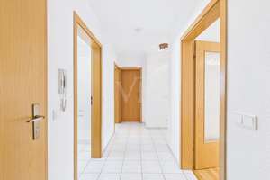 TOP-WOHNLAGE!!! Herrliche Maisonette-Wohnung mit Balkon und Gartenanteil in IN-Gerolfing – Die vollständige Adresse der Immobilie erhältst du vom Anbieter., 85049 West, Ingolstadt – Vorschaubild 6