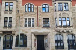 Wunderschöne 3,5 Zimmer Wohnung  mit Balkon und großer Garage