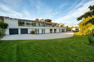 Luxuriöses Anwesen in Leverkusen: Eleganz, Jacuzzi, und Sauna in begehrter Lage – 51371 Hitdorf, Leverkusen – Vorschaubild 2