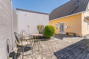 Lichtdurchflutetes Einfamilienhaus mit Photovoltaik, eigenem Garten und Garage. – Die vollständige Adresse der Immobilie erhältst du vom Anbieter., 84048 Mainburg – Vorschaubild 25