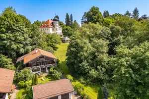 Großzügig, zentral, rustikal: Einmaliges Landhaus auf idyllischem Parkgrundstück – Bad Tölz-Wolfratshausen (Kreis) – Vorschaubild 3