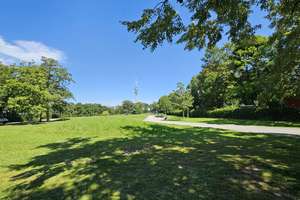 Property thumbnail 9