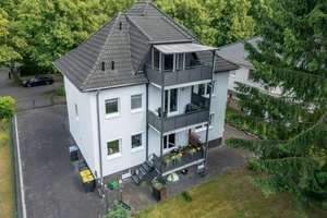 Investor oder Eigennutzer: Vielseitiges Dreiparteienhaus mit 6 Garagen in Stolpe-Süd – Die vollständige Adresse der Immobilie erhältst du vom Anbieter., 16761 Hennigsdorf – Vorschaubild 11