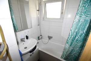 3-Zimmer-Wohnung mit Balkon in Bad Cannstatt - Ihr neues Investment in Toplage: – Die vollständige Adresse der Immobilie erhältst du vom Anbieter., 70372 Seelberg, Stuttgart – Vorschaubild 8