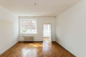 Helle 3-Zi-Altbauwohnung mit Wintergarten in Schöneberg mit viel Potenzial – Rubensstrasse 27, 12159 Schöneberg, Berlin – Vorschaubild 1
