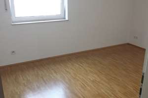 Ruhige 2-ZKBB, EBK, Aufzug, Loggia, Garage, Stäbchenparkett in Wiesbaden/Europaviertel – Simone-Veil-Str. 10, 65197 Rheingauviertel / Hollerborn, Wiesbaden – Vorschaubild 17