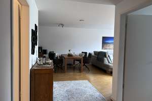 freundlich * hell * großzügig geschnitten - moderne 2-Zimmer-Wohnung mit EBK,  Parkett und Balkon – An der Schalwiese 17, 44789 Südinnenstadt, Bochum – Vorschaubild 6