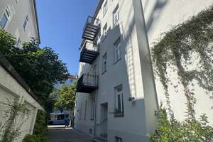 3-Zimmer-Altbauwohnung an der Isar | denkmalgeschützt, kernsaniert, bezugsfrei | PROVISIONSFREI – Brudermühlstraße 12, 81371 Sendlinger Feld, München – Vorschaubild 2