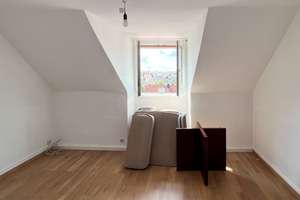 Charmante 3-Zimmer-Dachgeschosswohnung mit Weitblick in ruhiger Lage – Die vollständige Adresse der Immobilie erhältst du vom Anbieter., 70374 Espan, Stuttgart – Vorschaubild 6