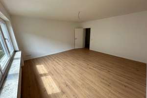 Frisch saniert: 3-Zimmer-Wohnung mit Balkon und Einbauküche – Königsteiner Straße 8, 45145 Frohnhausen, Essen – Vorschaubild 11
