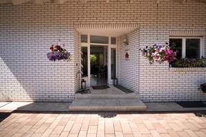 Hochwertiges Einfamilienhaus mit stilvollem Wohnkonzept auf 500m2 Grundstück in zentraler Lage! – Die vollständige Adresse der Immobilie erhältst du vom Anbieter., 12524 Altglienicke, Berlin – Vorschaubild 7