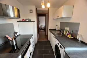 Modernisierte 2 Zimmer Wohnung mit Loggia und Tiefgaragenstellplatz – Die vollständige Adresse der Immobilie erhältst du vom Anbieter., 74081 Sontheim, Heilbronn – Vorschaubild 8