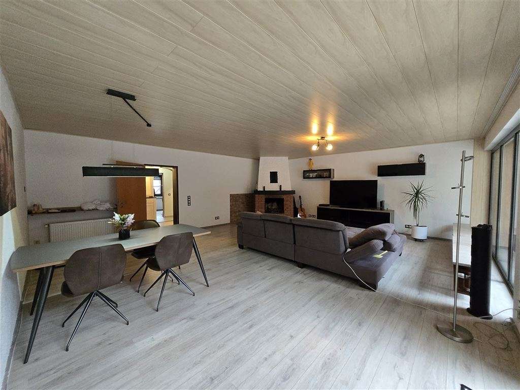 Immobilie in Weilerswist - Sehr schönes, ruhiges Mehrfamilienhaus mit vier Wohneinheiten - Bild 2