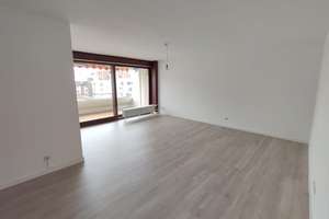Gepflegte Wohnung im 3.OG mit Südbalkon und Garage