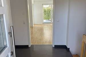 Willkommen in Ihrem neuen Zuhause: modernes Einfamilienhaus in Gäufelden-Öschelbronn. – Die vollständige Adresse der Immobilie erhältst du vom Anbieter., 71126 Gäufelden – Vorschaubild 3