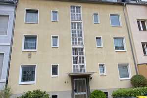 Top gepflegte 2 Zimmer Wohnung im Dachgeschoss – Königssteiner Straße XY, 45145 Essen – Vorschaubild 1
