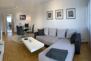 Modern möblierte 2-Zimmer Wohnung  mit Tiefgaragen-Stellplatz 